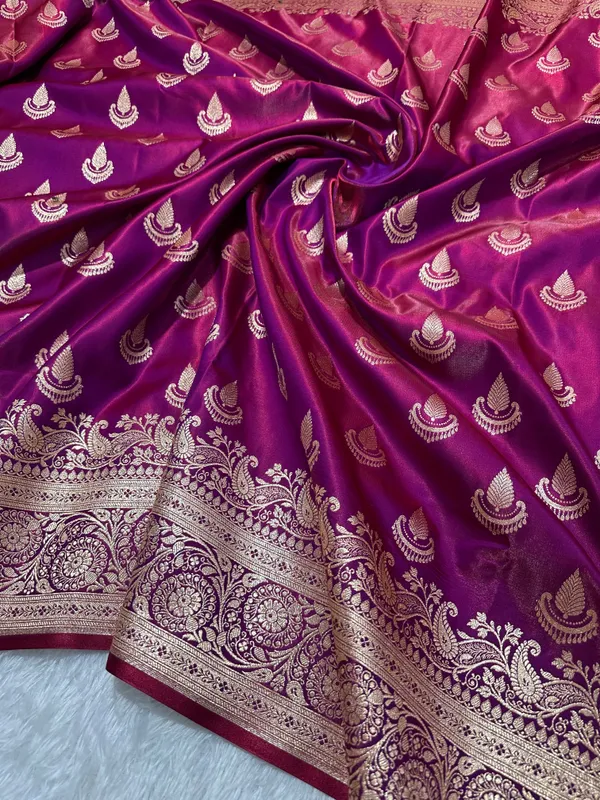 Deep_Wine_Satin_Silk_Banarasi_Saree_With_Royal_Guldasta_Chakra_Border_And_Traditional_Chand_Panna_Butis