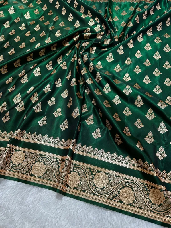 Bottle_Green_Satin_Silk_Banarasi_Saree_With_Royal_Meena_Floral_Border_And_Traditional_Diamond_Kalka_Butis