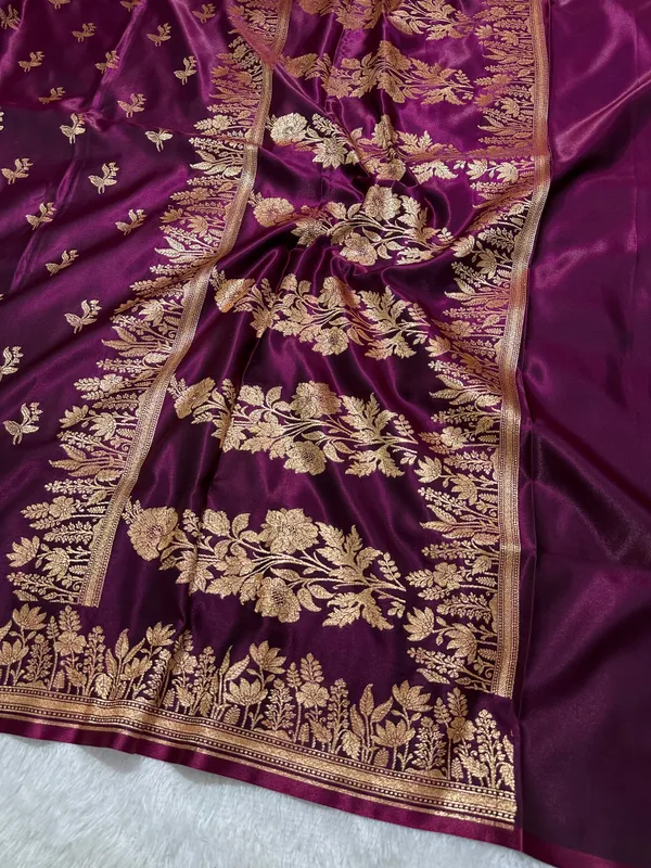 Deep_Wine_Satin_Silk_Banarasi_Saree_With_Elegant_Lotus_Bunch_Border_And_Floral_Vine_Butis