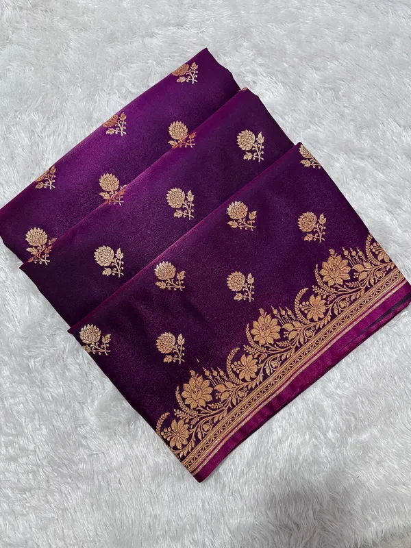 Wine_Satin_Silk_Banarasi_Saree_With_Delicate_Floral_Arch_Border_And_Full_Bloomed_Rose_Butis
