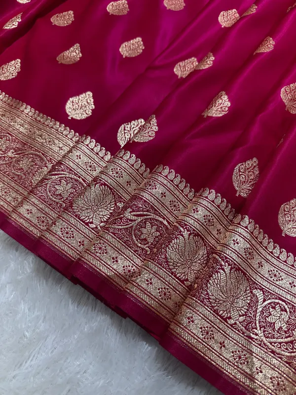 Rani_Pink_Satin_Silk_Banarasi_Saree_With_Royal_Meena_Floral_Border_And_Traditional_Diamond_Kalka_Butis