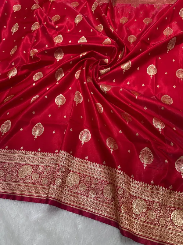 Elegant_Crimson_Red_Satin_Silk_Banarasi_Saree_With_Royal_Meena_Floral_Border_And_Ornate_Peacock_Feather_Butis