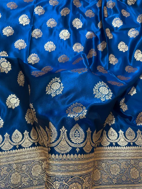 Bridal_Maroon_Satin_Silk_Banarasi_Saree_With_Royal_Floral_Jhallar_Border_And_Traditional_Kalka_Floral_Sprig_Body_Work_Copy
