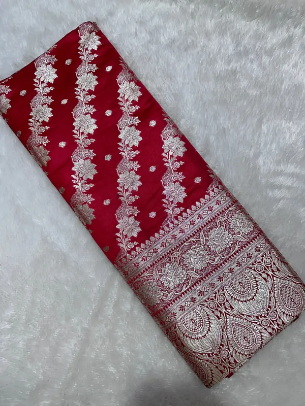 Royal_Crimson_Red_Katan_Silk_Banarasi_Saree_With_Ornate_Traditional_Meena_Pallu_And_Elegant_Gold_Zari_Border