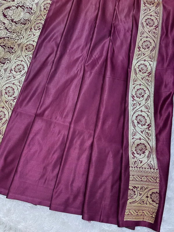Premium_Royal_Wine_Katan_Silk_Banarasi_Saree_With_Elaborate_Kalka_Border_And_Traditional_Paisa_Butis