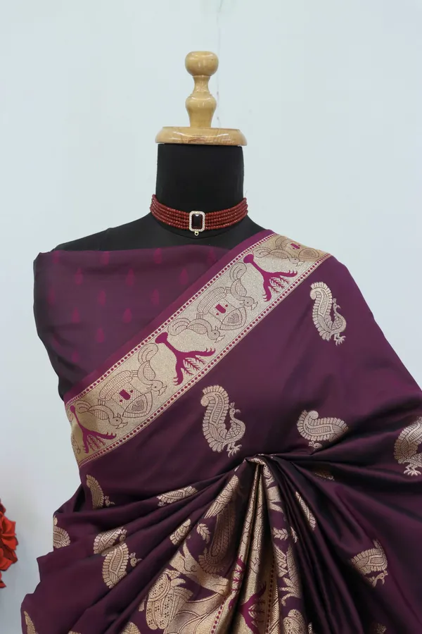 Bit_Black_Banarasi_Silk_Saree_with_Rich_Zari_Woven_Border_&_Pallu