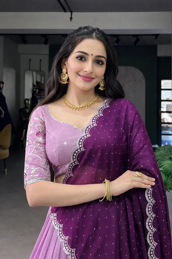 Elegant_Embroidered_Sequence_Designer_Lahenga_Choli_With_Dupatta