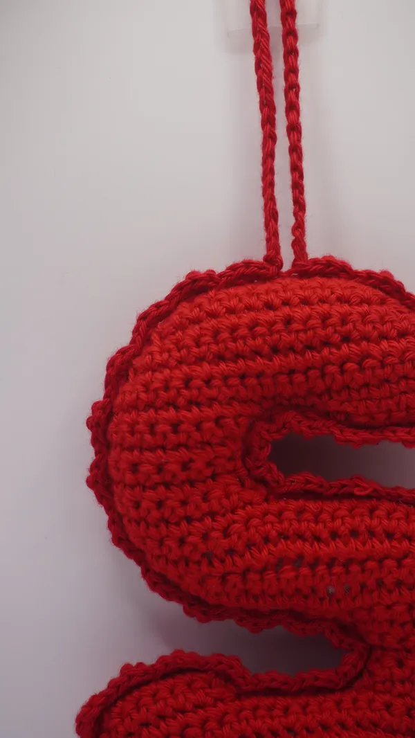Crochet_Alphabet_Charm_S_In_Cherry_Red