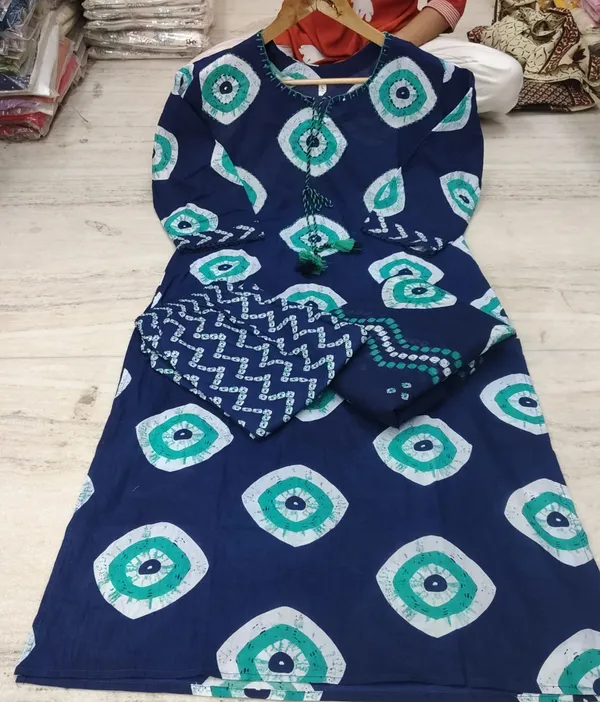 Women’s_Navy_Blue_Bandhani_Print_Kurta_Pant_Set_with_Dupatta