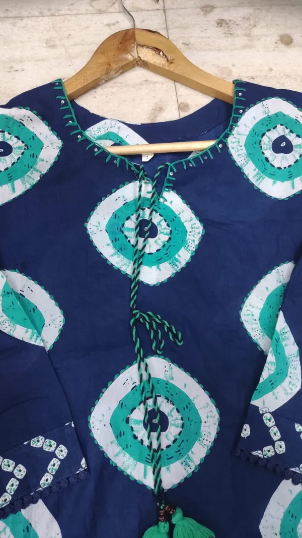 Women’s_Navy_Blue_Bandhani_Print_Kurta_Pant_Set_with_Dupatta
