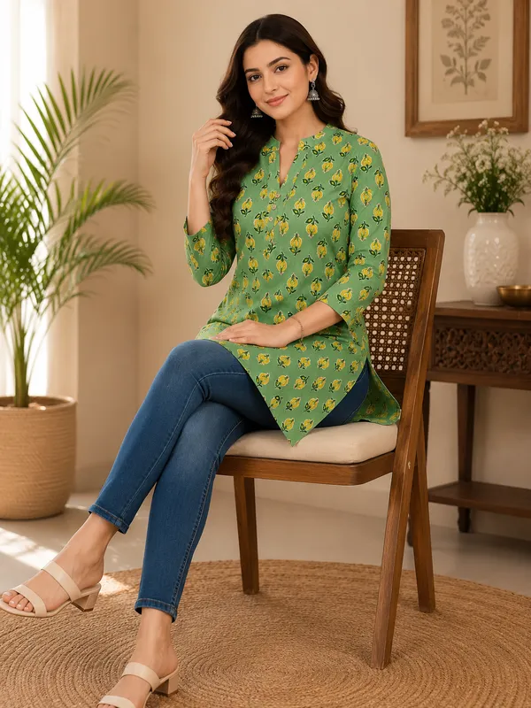 Short_Kurti_For_Women