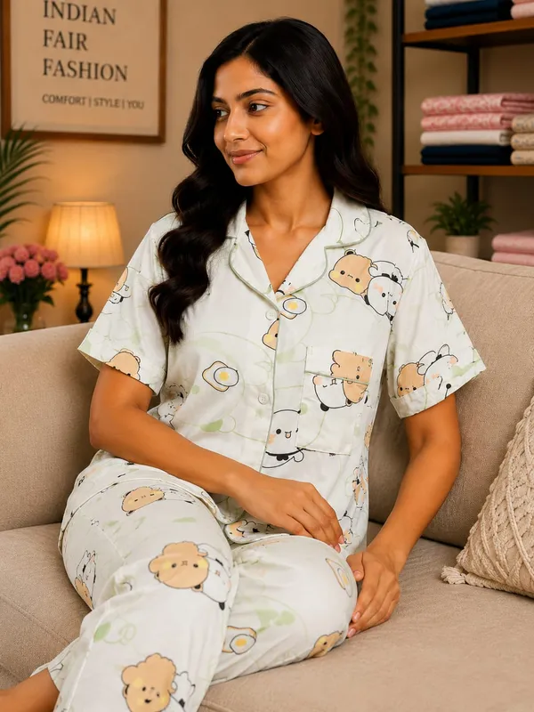 NIGHT_-SUIT-WHITE-GREEN-TEDDY-BASE
