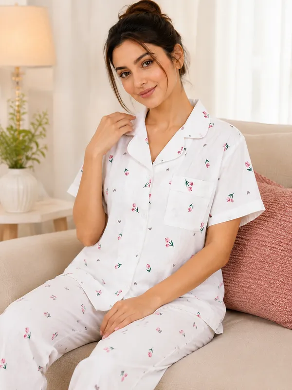 NIGHT_-SUIT-WHITE-BASE-FLOWER-PRINT