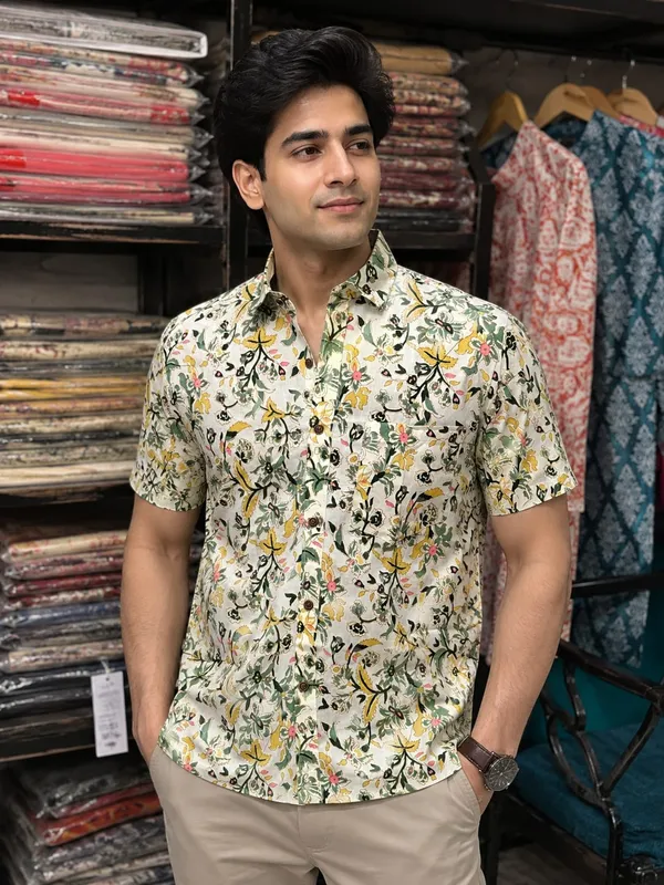 half_Sleeves_Shirt_For_men
