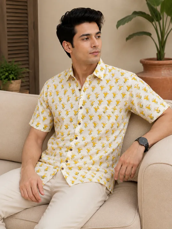 half_Sleeves_Shirt_For_men