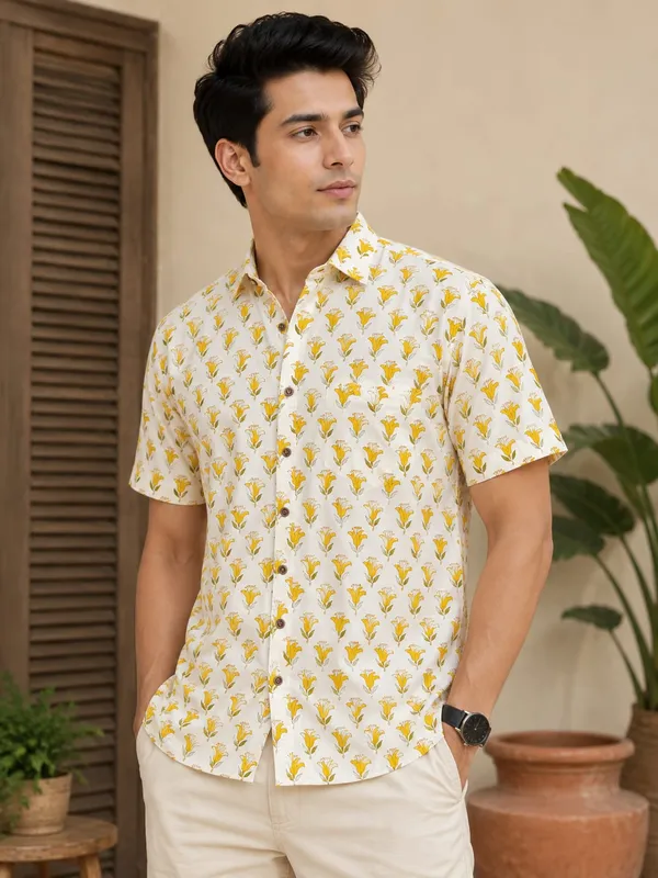 half_Sleeves_Shirt_For_men