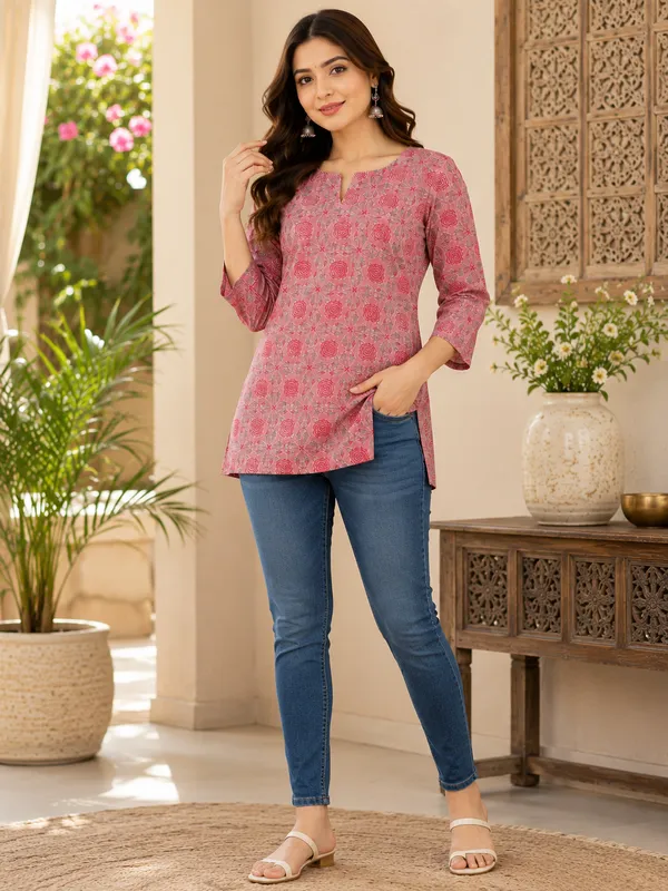 Short_Kurti_For_Women