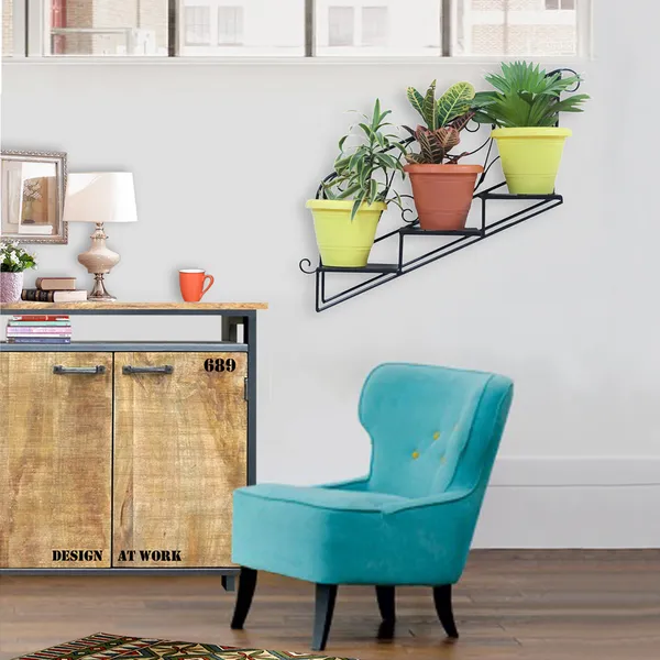 Metal_Tiered_Wall_Mounted_Plant_Stand