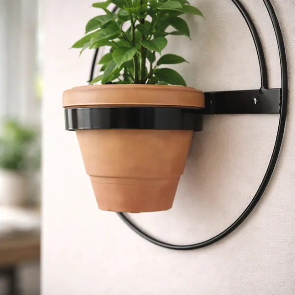 Metal_Round_Wall_Mounted_Planter_Holder_With_Terracotta_Pot_Set_Of_2