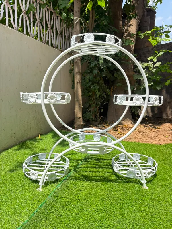 White_Metal_Round_Multi-Tier_Plant_Stand