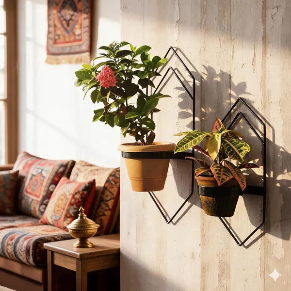 Metal_Diamond_Geometric_Wall_Mounted_Plant_Pot_Holder_Set_Of_2