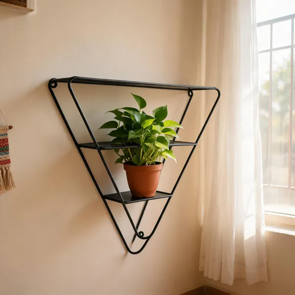 Metal_Triangular_Wall_Mounted_Shelf