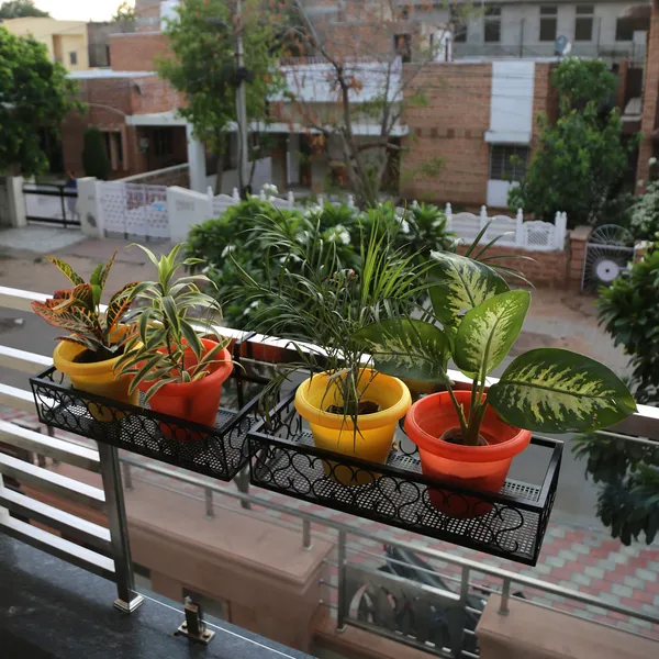 Metal_Balcony_Railing_Planter_Stand_Set_Of_2