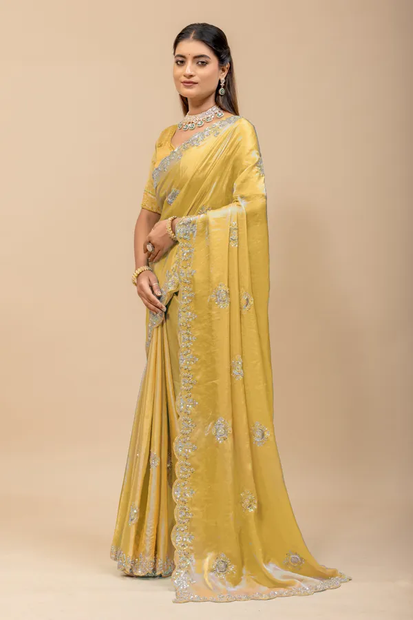 Masted_SareeFendi_Silk_Work:_Beads_Sequence_Cutdana_Threadwork__And_Zari_Theadwork_For_Women
