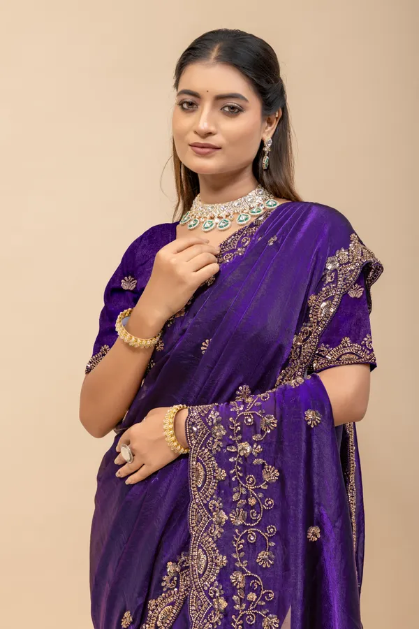 Darklovendar_SareeFendi_Silk_Work:_Beads_Sequence_Cutdana_Threadwork__And_Zari_Theadwork_For_Women