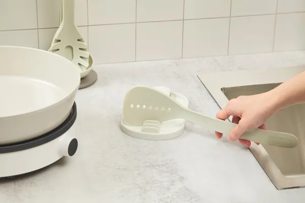 Yoko_Kitchen_Utensil_Holder