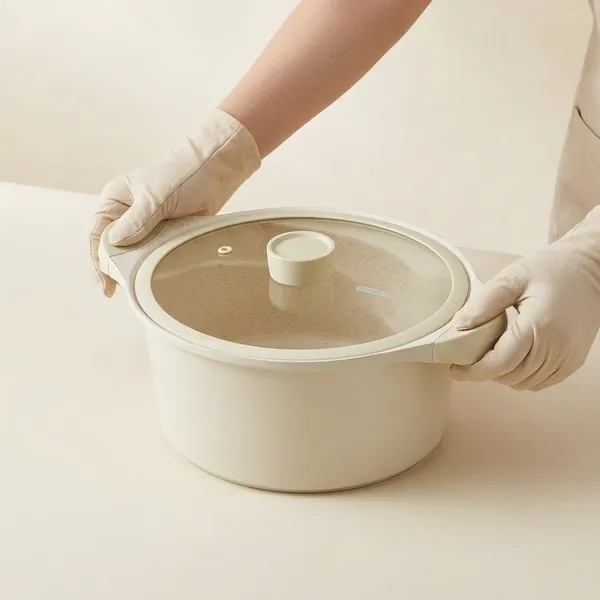 Omi_Simple_Marble_Pot