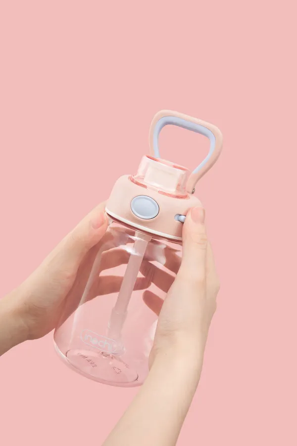 Kita_Gummy_Water_Bottle