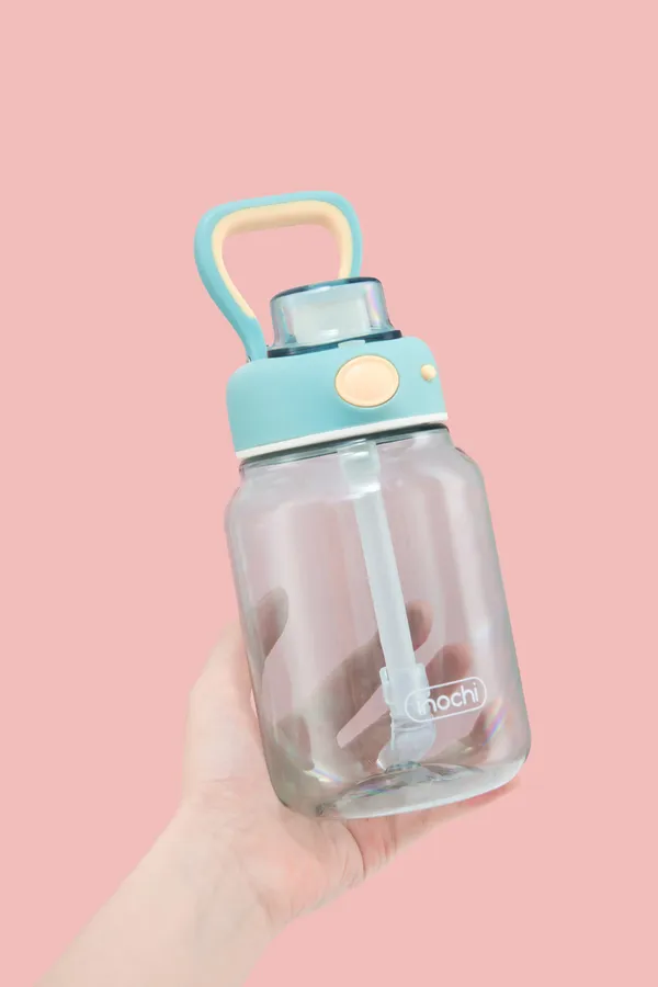Kita_Gummy_Water_Bottle