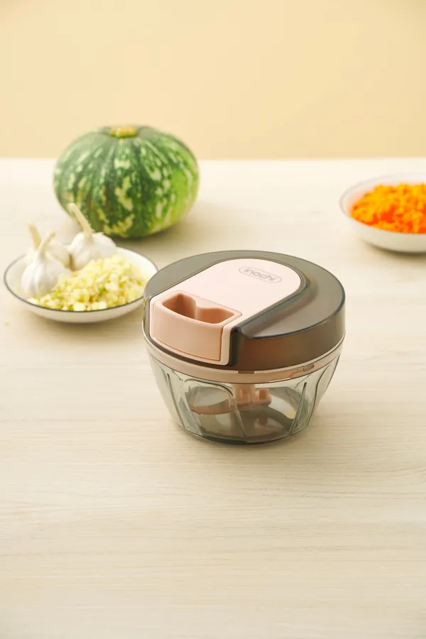 Yoko_Garlic_And_Chili_Pull_Chopper