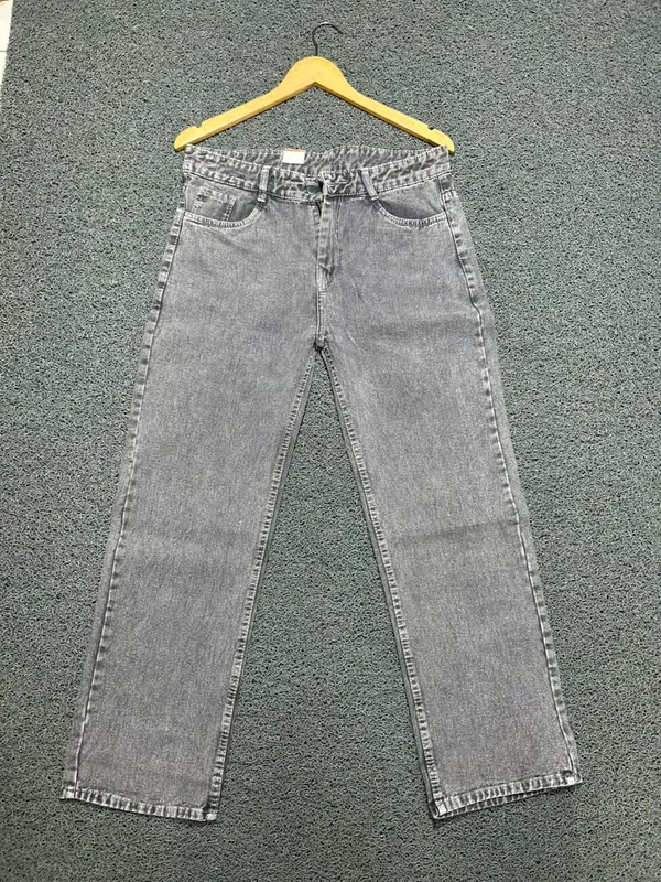 Grey_3/1_Cotton_Non_Stretchable_Straight_Fit_Jeans_For_Men