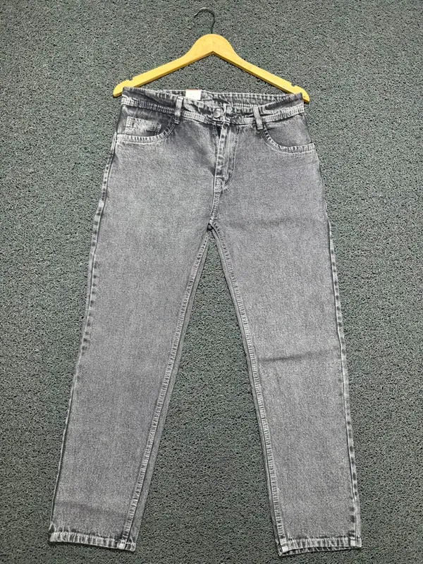 Grey_3/1_Cotton_Non_Stretchable_Straight_Fit_Jeans_For_Men