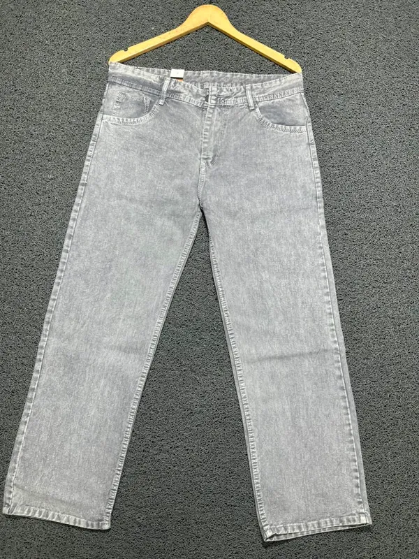 Grey_3/1_Cotton_Non_Stretchable_Straight_Fit_Jeans_For_Men