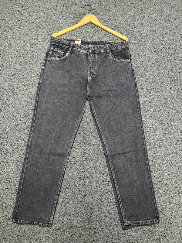 Black_Denim_Regular_Fit_Jeans_For_Men