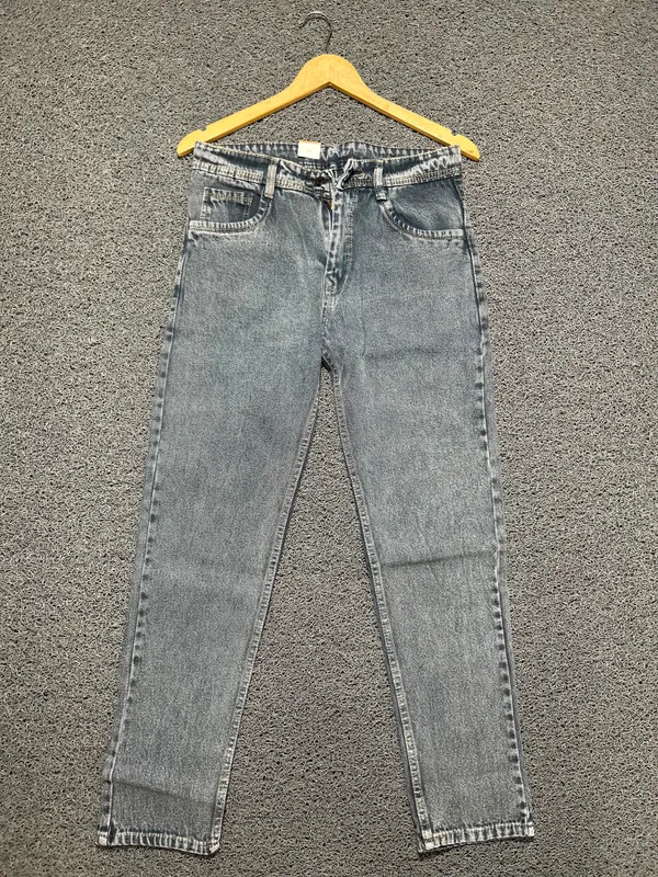 Grey_Denim_Slim_Fit_Jeans_For_Men