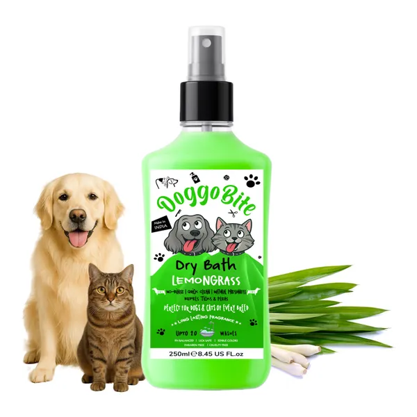 Doggo_Bite_No_Rinse_Dry_Bath_Strawberry_Freshening_Spray_For_Pets