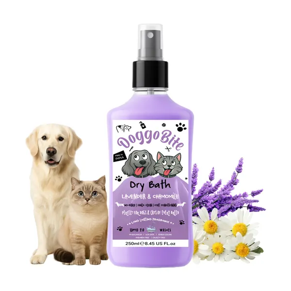 Doggo_Bite_No_Rinse_Dry_Bath_Strawberry_Freshening_Spray_For_Pets