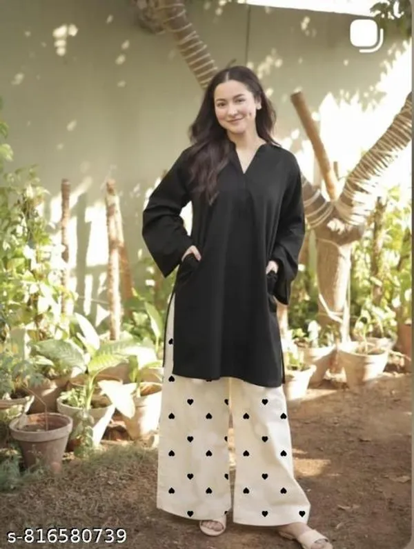 Black_And_White_Cotton_Blend_Solid_Short_Kurta_Co-Ord_Set_For_Women