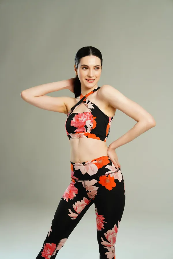 Black_And_Red_Nylon_90%,_Spandex_10%_Floral_Print_Bottom_For_Women