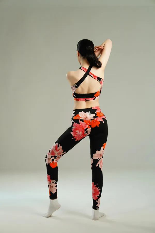 Black_And_Red_Nylon_90%,_Spandex_10%_Floral_Print_Bottom_For_Women