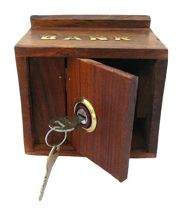 Wood_Hut_Shape_Brown_Money_Bank
