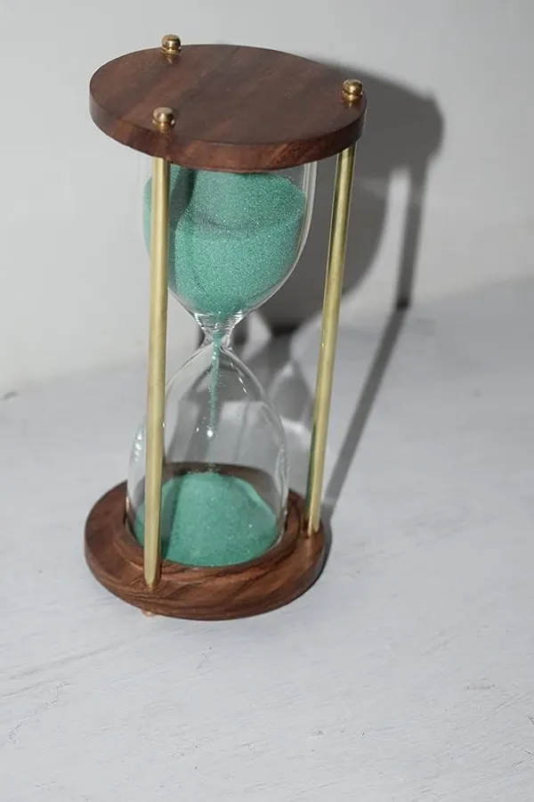 Green_Wood_And_Brass_Decorative_5-Minute_Hourglass_Sand_Timer