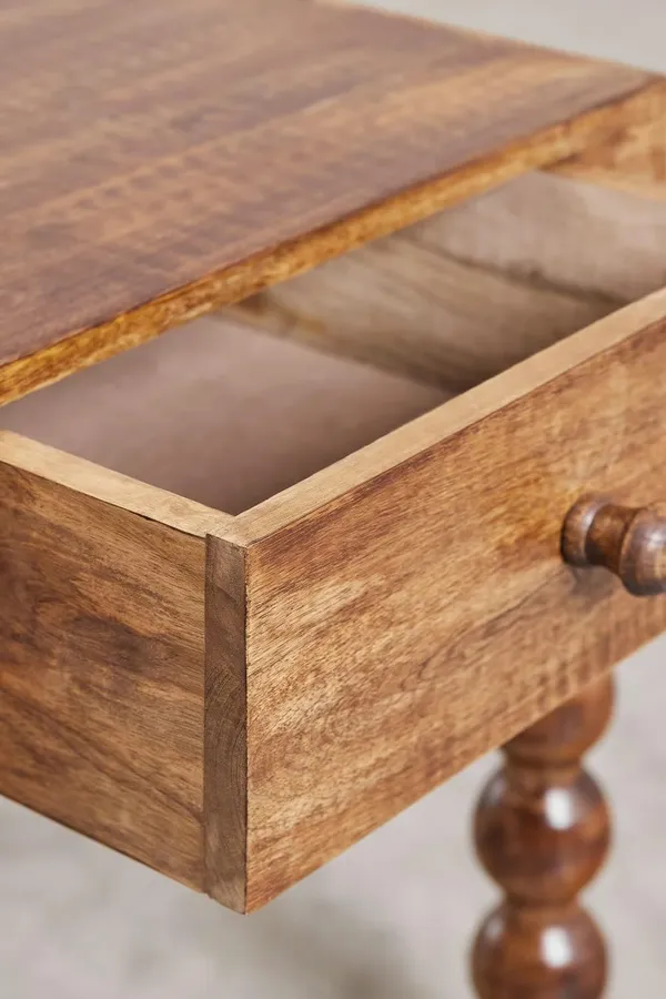 Mango_Wood_Brown_Handcrafted_Coffee_Stool