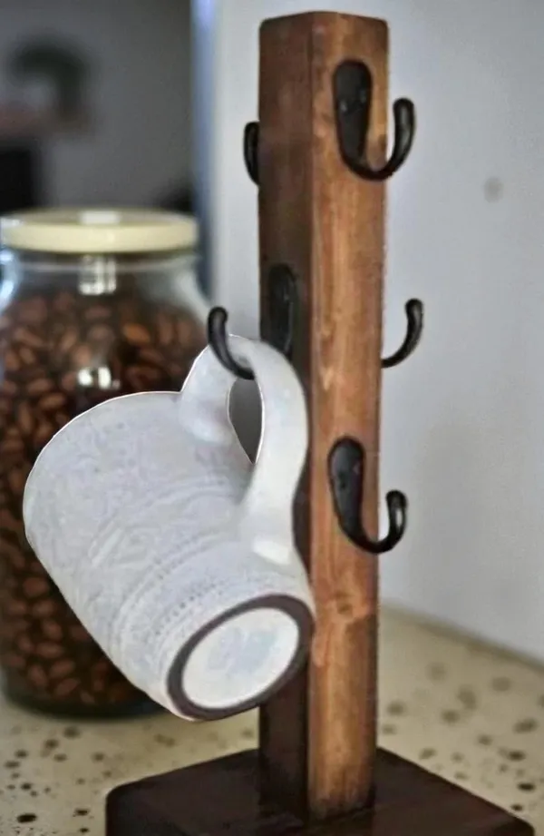 Mango_Wood_And_Iron_Rustic_Brown_Mug_Holder_With_Hooks