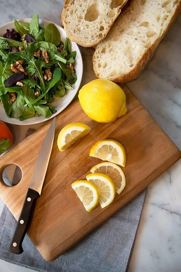 Wood_Natural_Juice_Groove_Chopping_Board_With_Handle