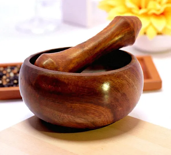 Sheesham_Wood_Traditional_Walnut_Mortar_And_Pestle